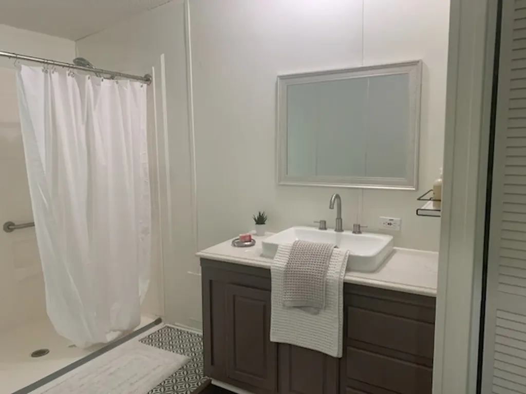 1280B Louisville Highway Goodlettsville TN 37072