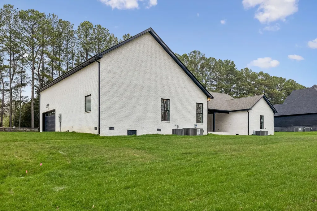 4017 Sadie Grace Way Clarksville TN 37042