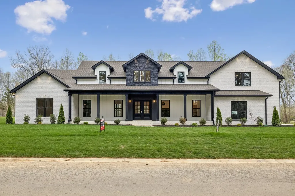 4017 Sadie Grace Way Clarksville TN 37042
