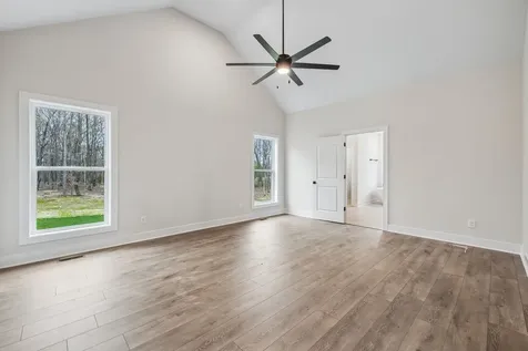 4017 Sadie Grace Way Clarksville TN 37042