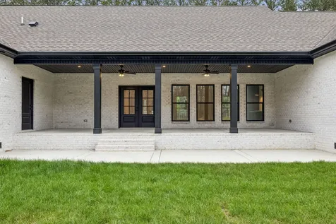 4017 Sadie Grace Way Clarksville TN 37042