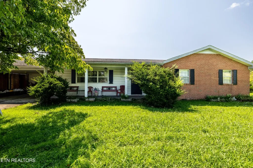 111 Harmon Road Maryville TN 37804