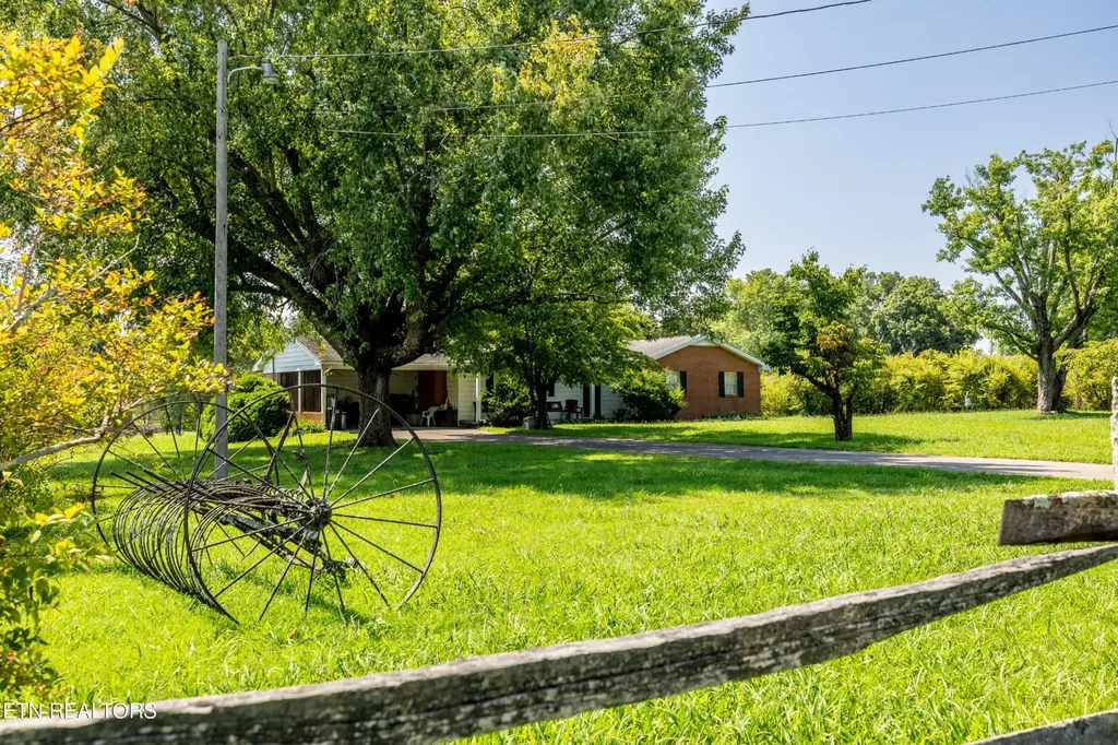 111 Harmon Road Maryville TN 37804