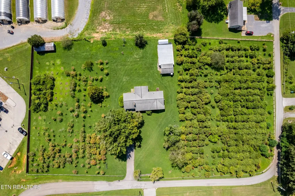 111 Harmon Road Maryville TN 37804