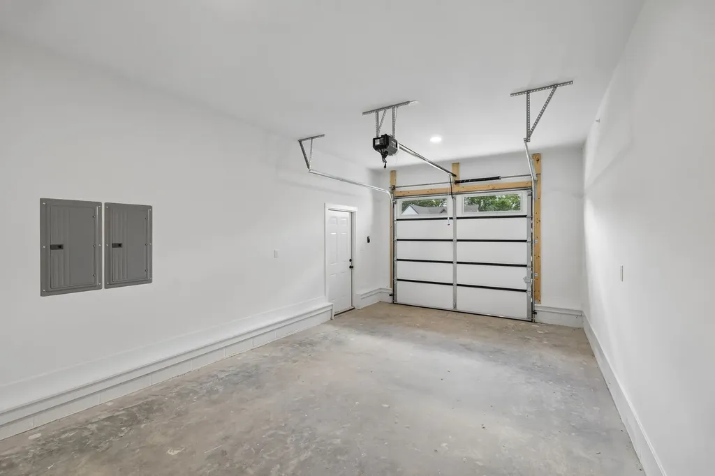 370 Young Lane Pleasant View TN 37146