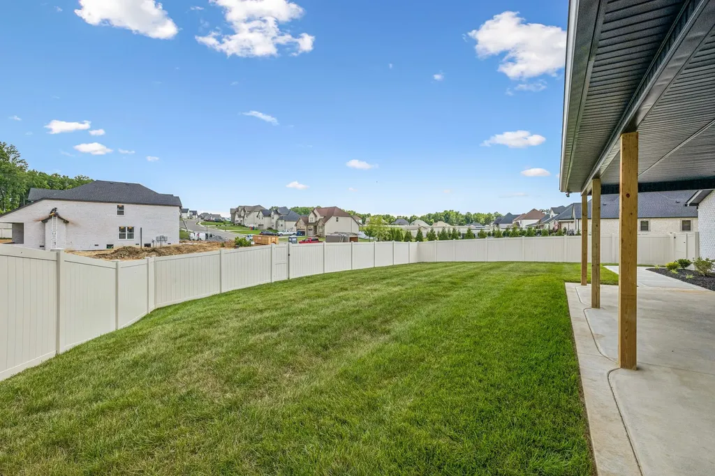 370 Young Lane Pleasant View TN 37146