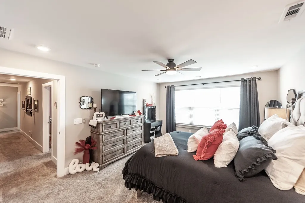 1377 Wentworth Drive Gallatin TN 37066