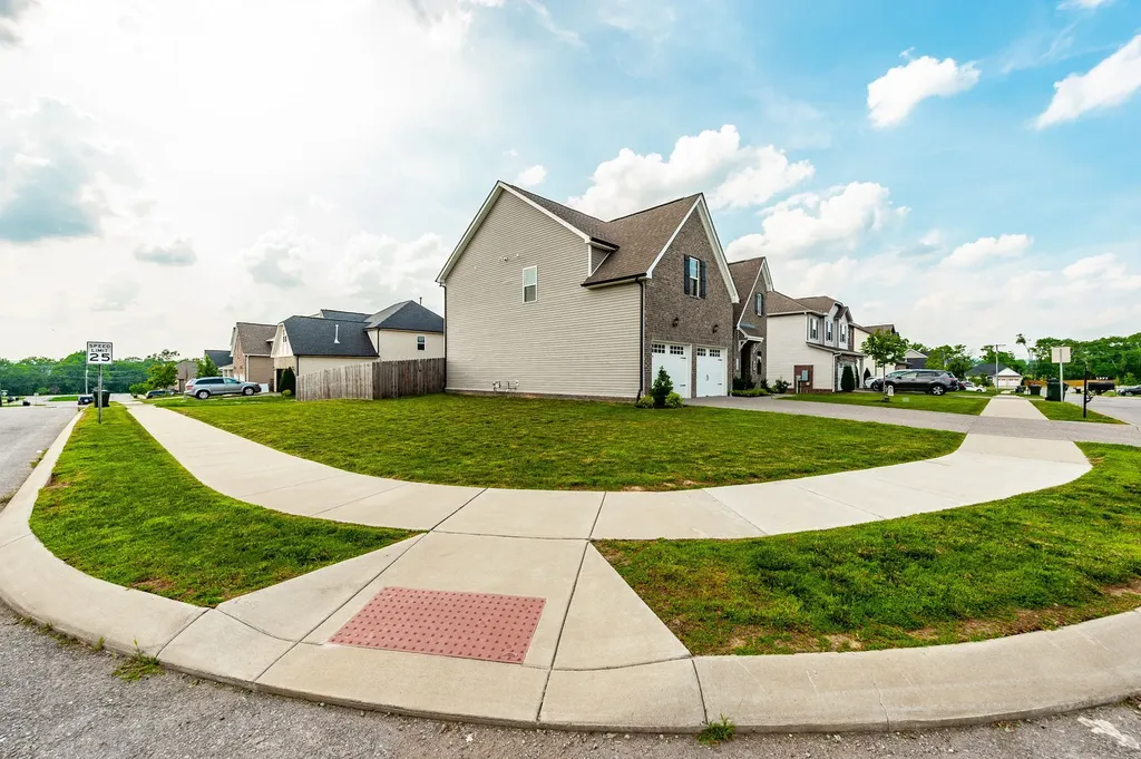 1377 Wentworth Drive Gallatin TN 37066