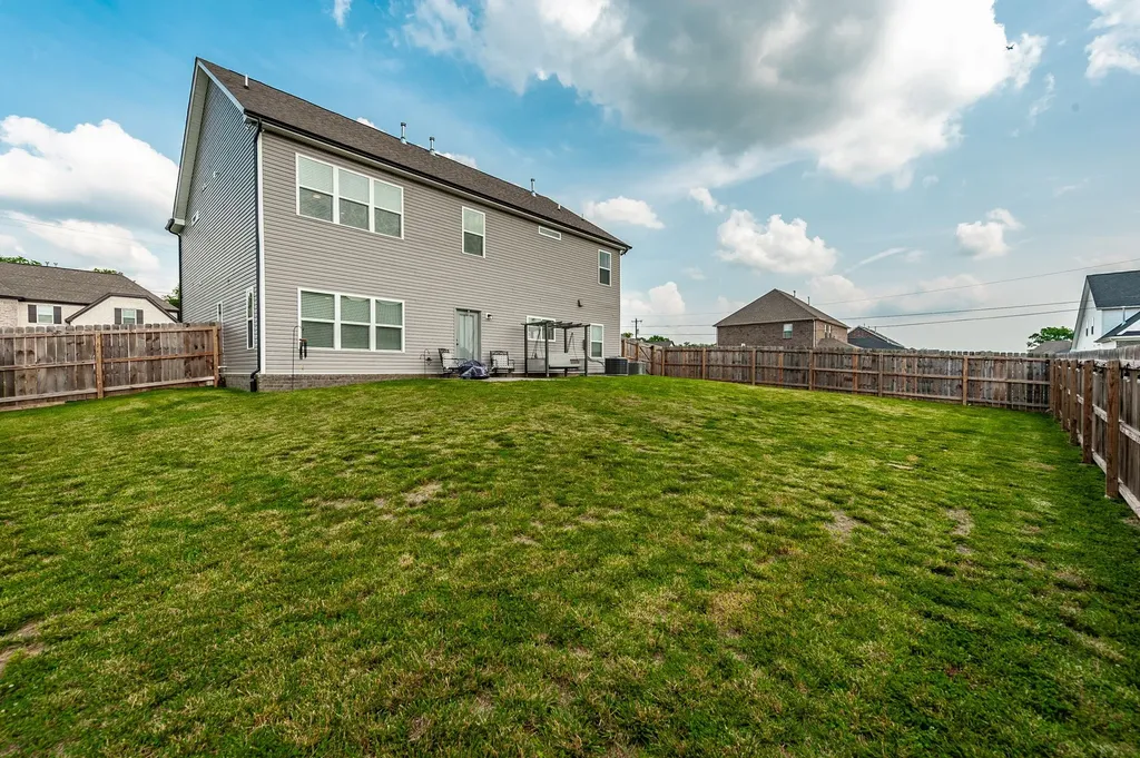 1377 Wentworth Drive Gallatin TN 37066