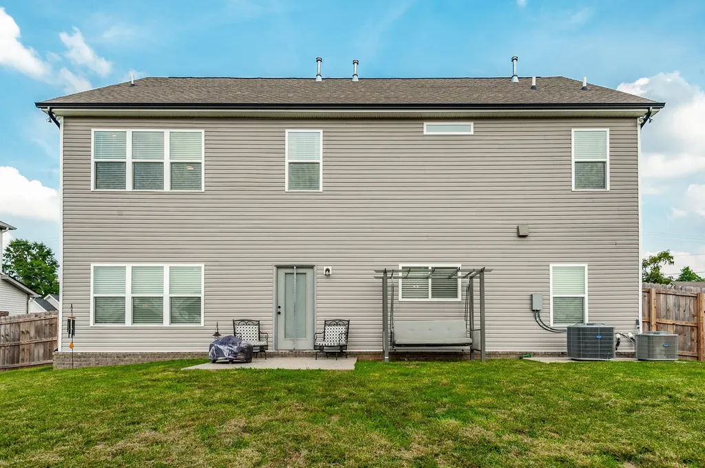 1377 Wentworth Drive Gallatin TN 37066