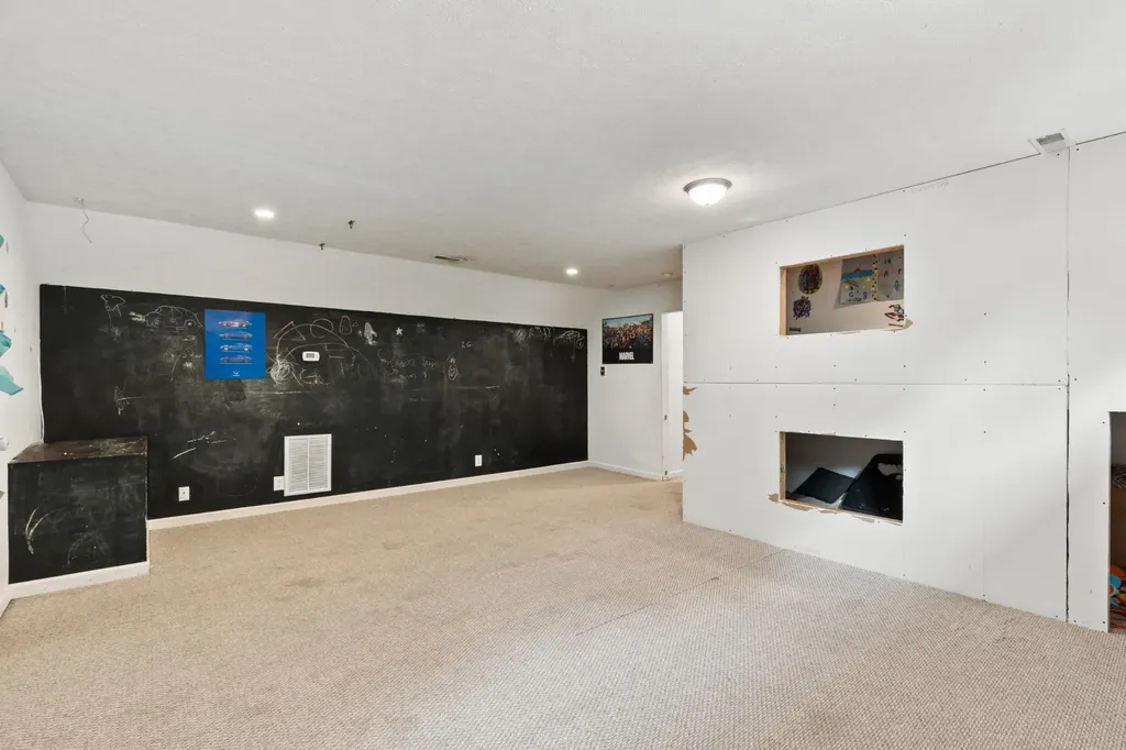 149 Cora Street Portland TN 37148