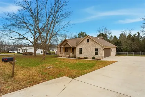 105 Lakeview Drive Decherd TN 37324