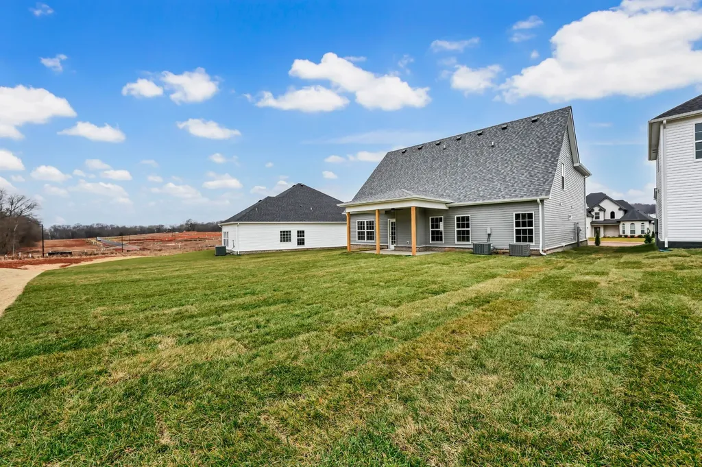 664 Marblewing Court Clarksville TN 37043
