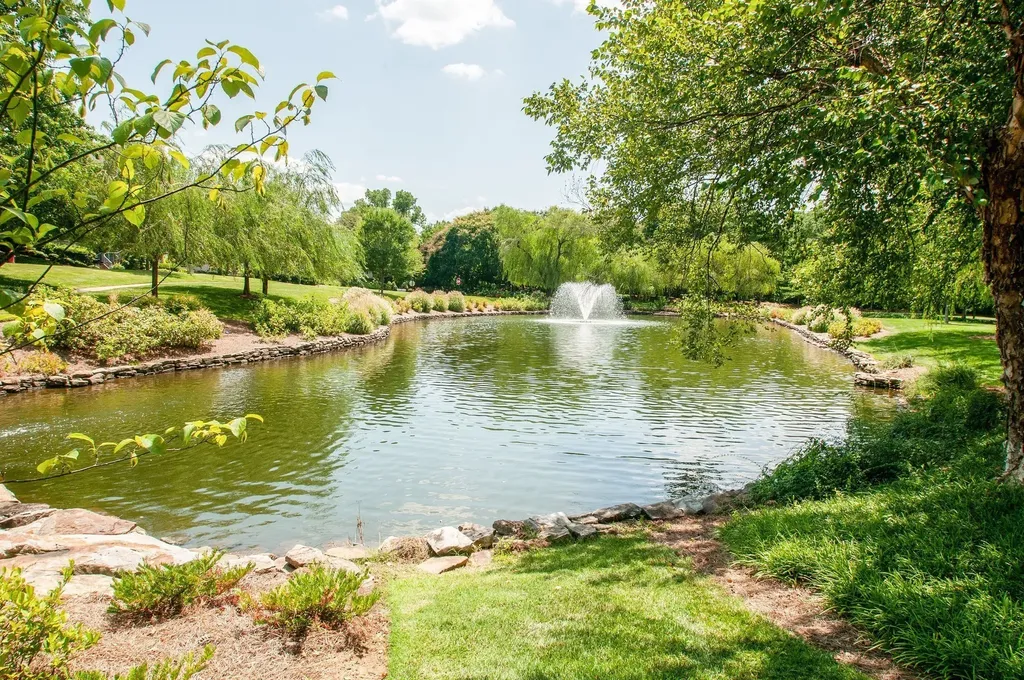 95 Victoria Park Nashville TN 37205