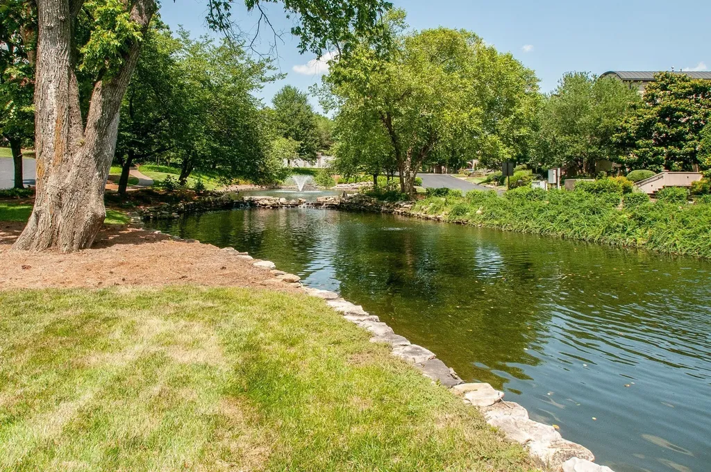 95 Victoria Park Nashville TN 37205