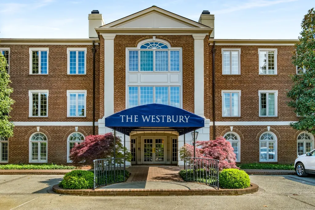 3737 West End Avenue Nashville TN 37205