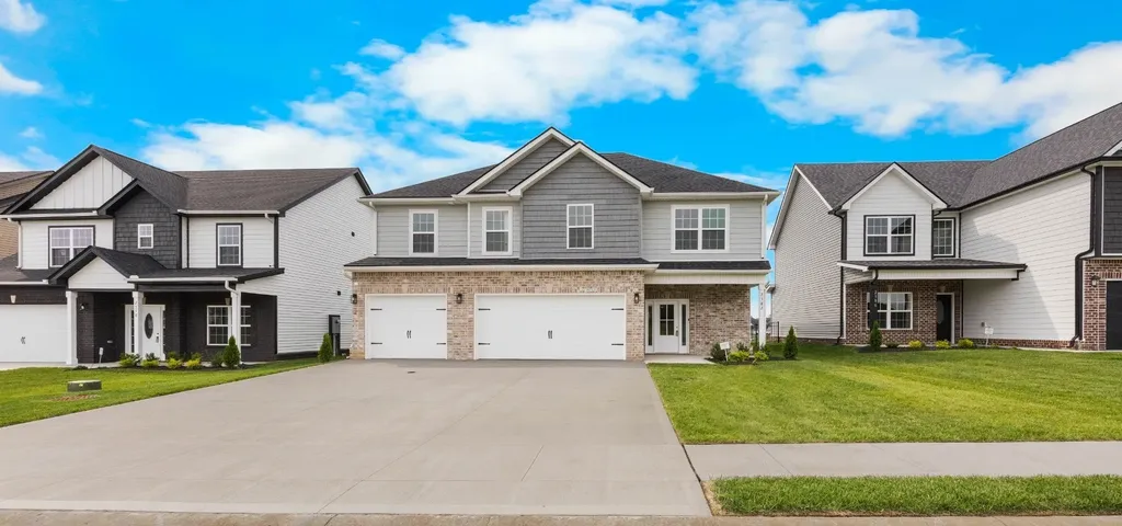 2582 Rafiki Drive Clarksville TN 37042