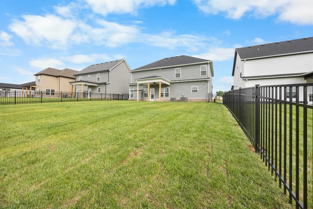 2582 Rafiki Drive Clarksville TN 37042