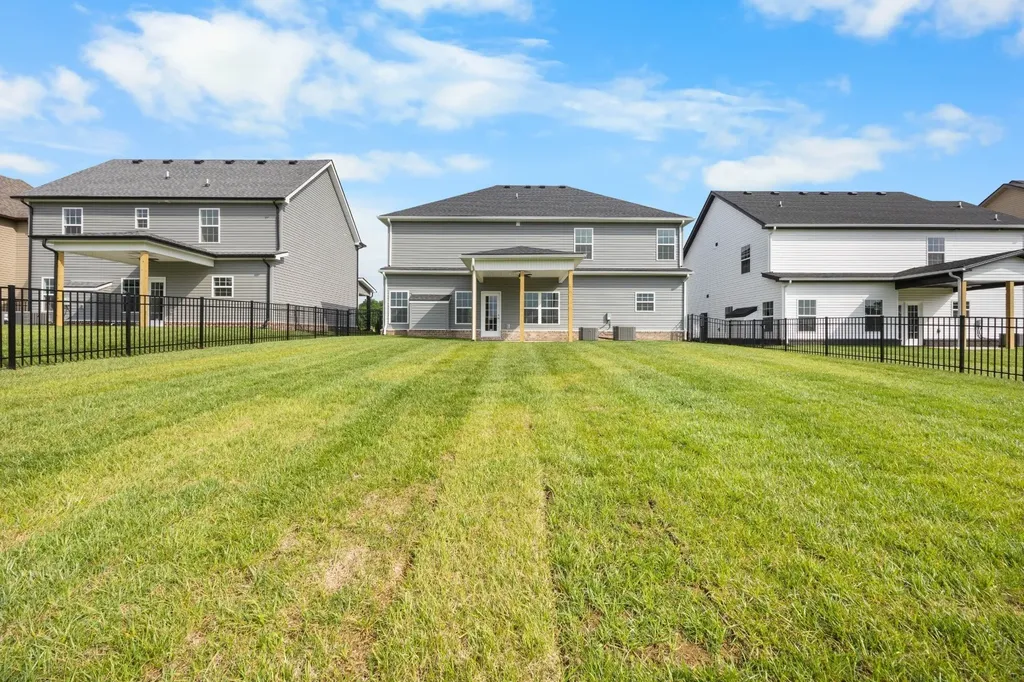 2582 Rafiki Drive Clarksville TN 37042