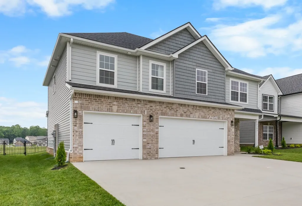 2582 Rafiki Drive Clarksville TN 37042