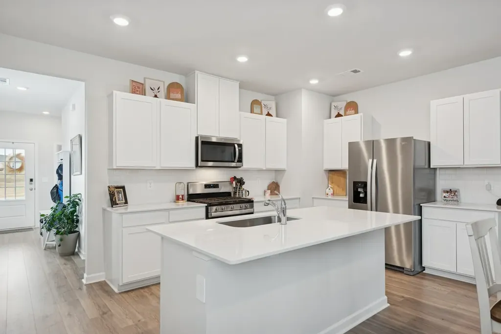 7258 Lang Avenue White House TN 37188