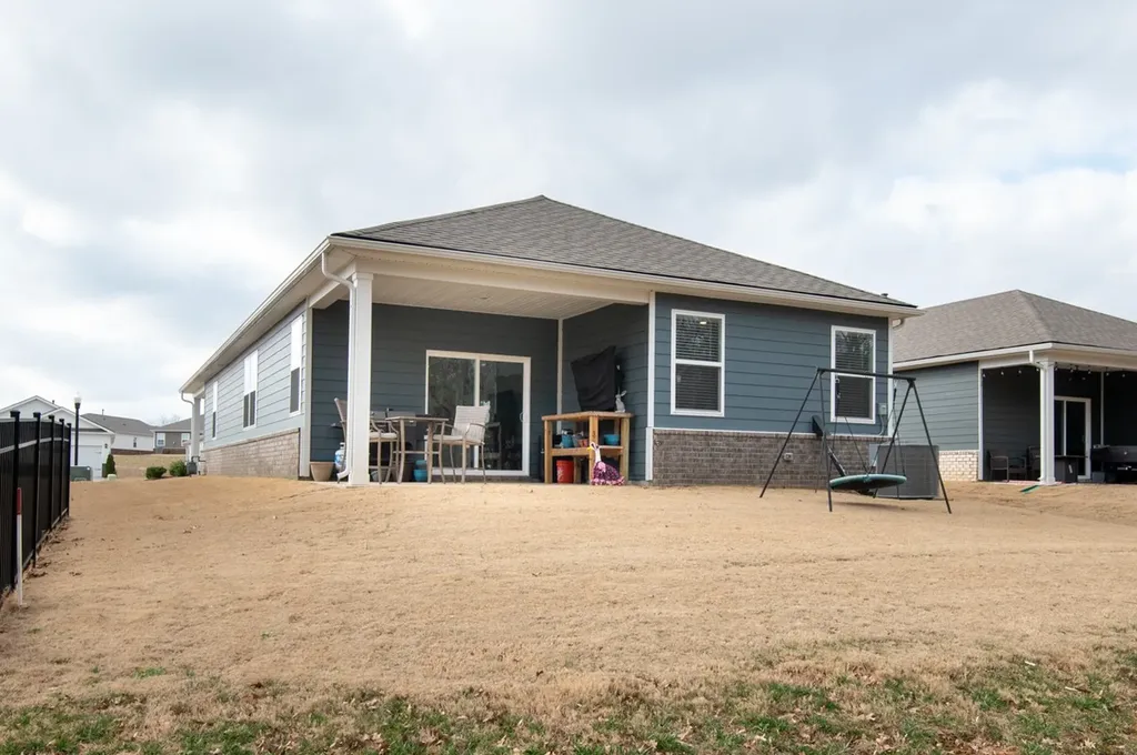 7258 Lang Avenue White House TN 37188