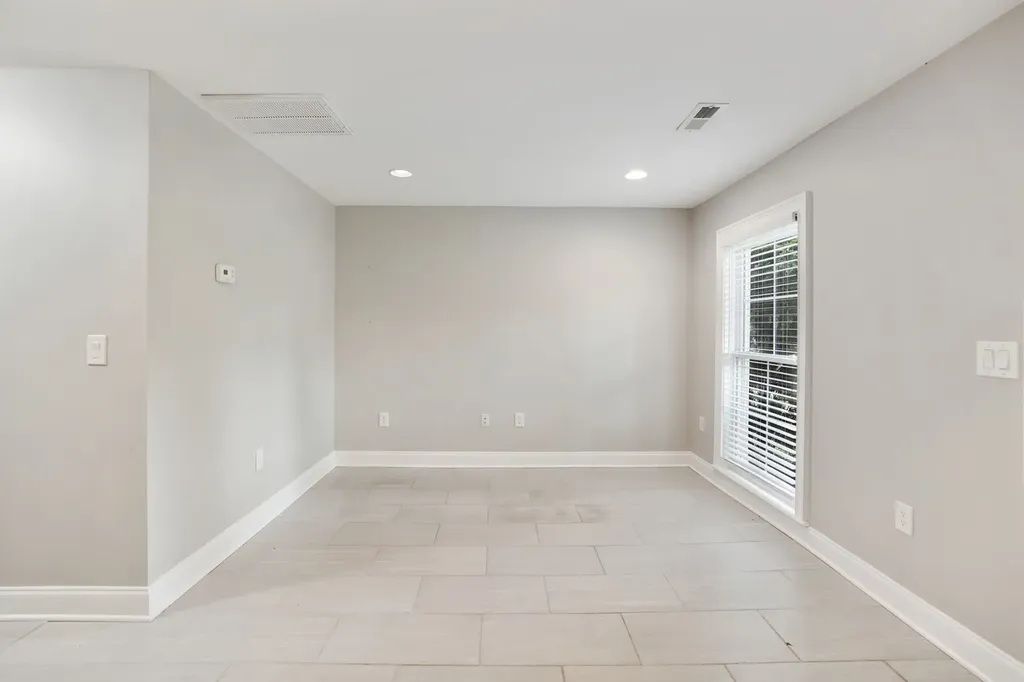 5909 Old Harding Pike Nashville TN 37205