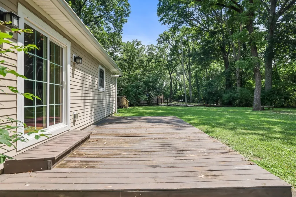 5909 Old Harding Pike Nashville TN 37205