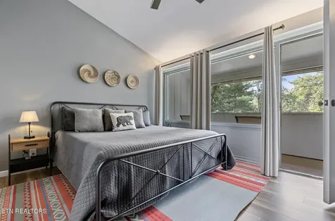 2806 Suncrest Road Pigeon Forge TN 37863