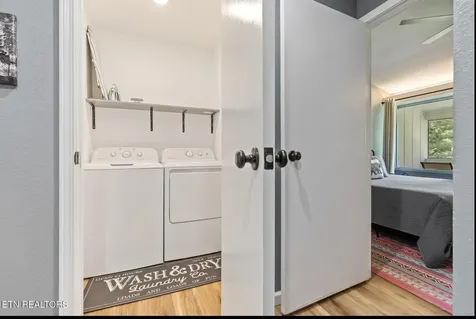 2806 Suncrest Road Pigeon Forge TN 37863