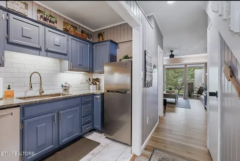 2806 Suncrest Road Pigeon Forge TN 37863