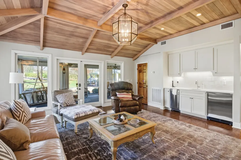714 Farrell Road Nashville TN 37220