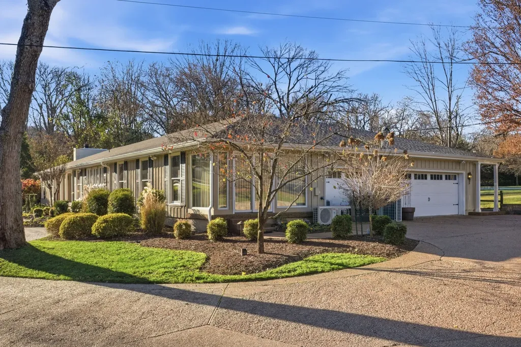 714 Farrell Road Nashville TN 37220