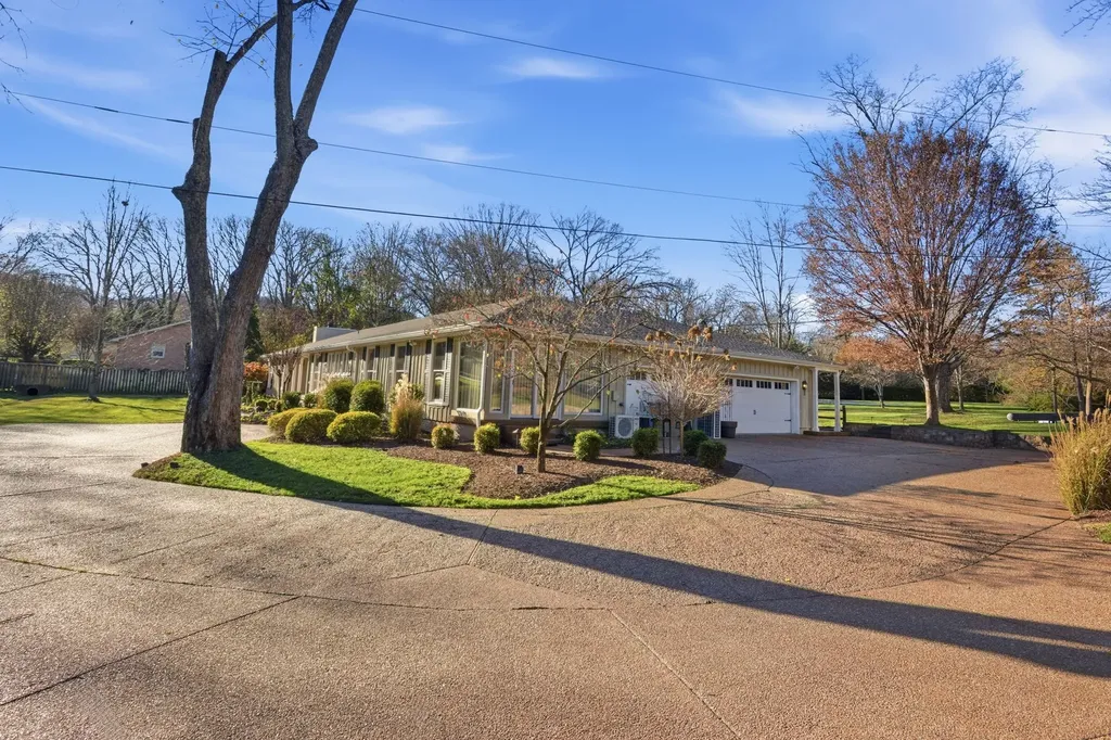 714 Farrell Road Nashville TN 37220