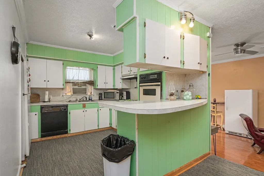 249 N Spring Street Sparta TN 38583
