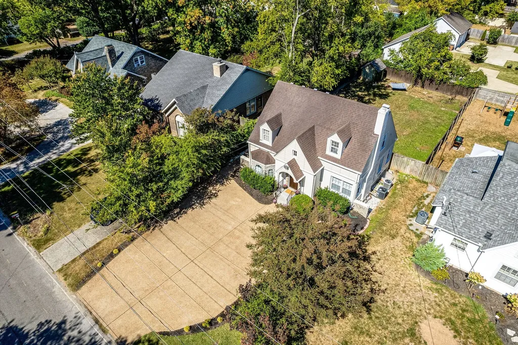 816 Inverness Avenue Nashville TN 37204