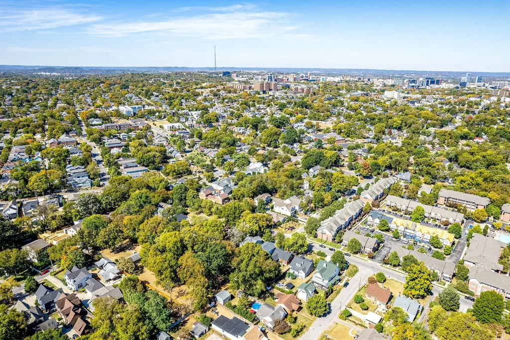 816 Inverness Avenue Nashville TN 37204