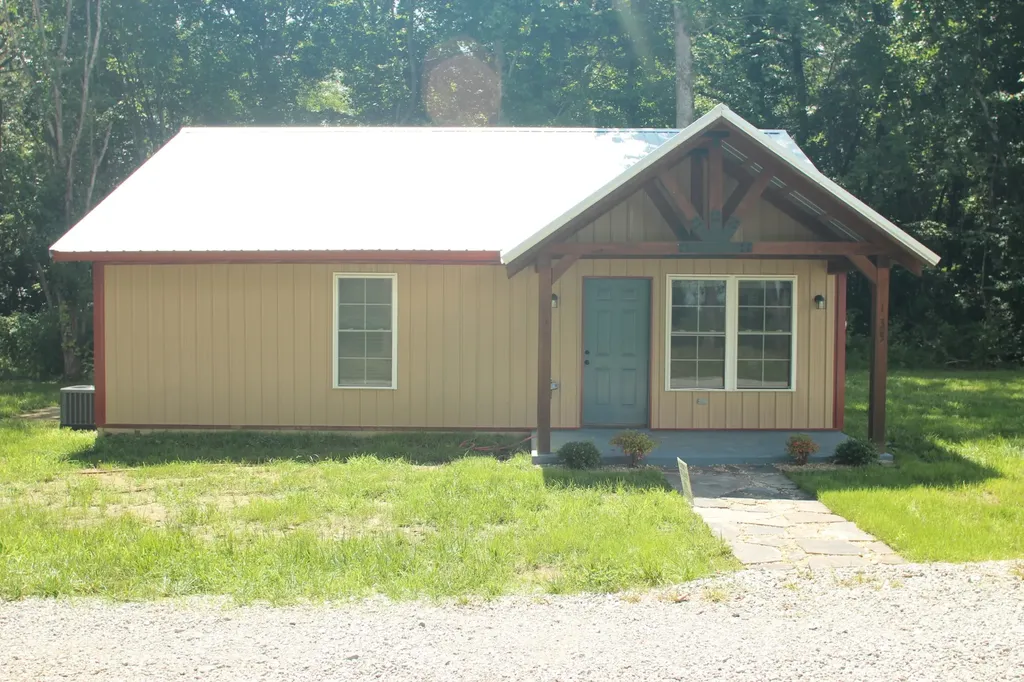 135 Jim Warren Road Mcminnville TN 37110
