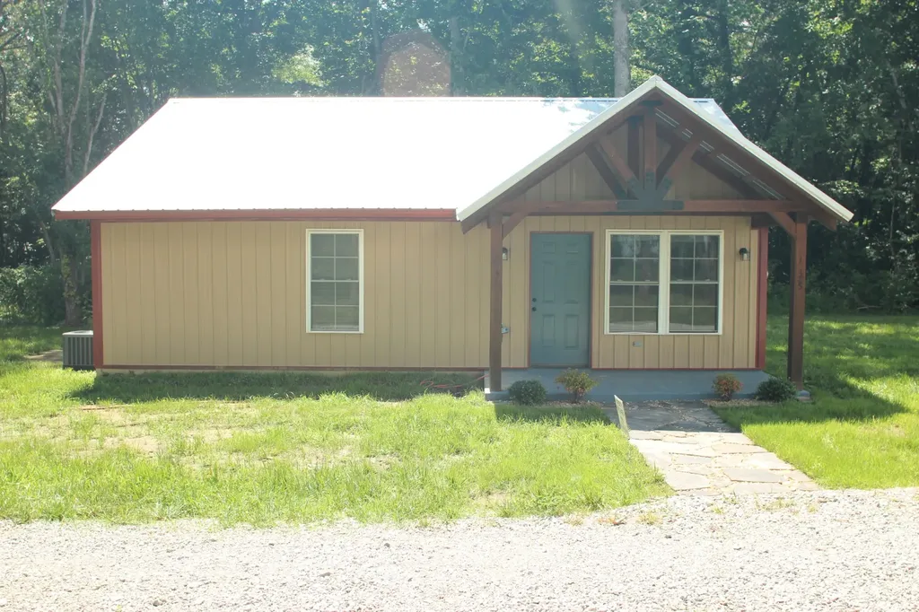135 Jim Warren Road Mcminnville TN 37110