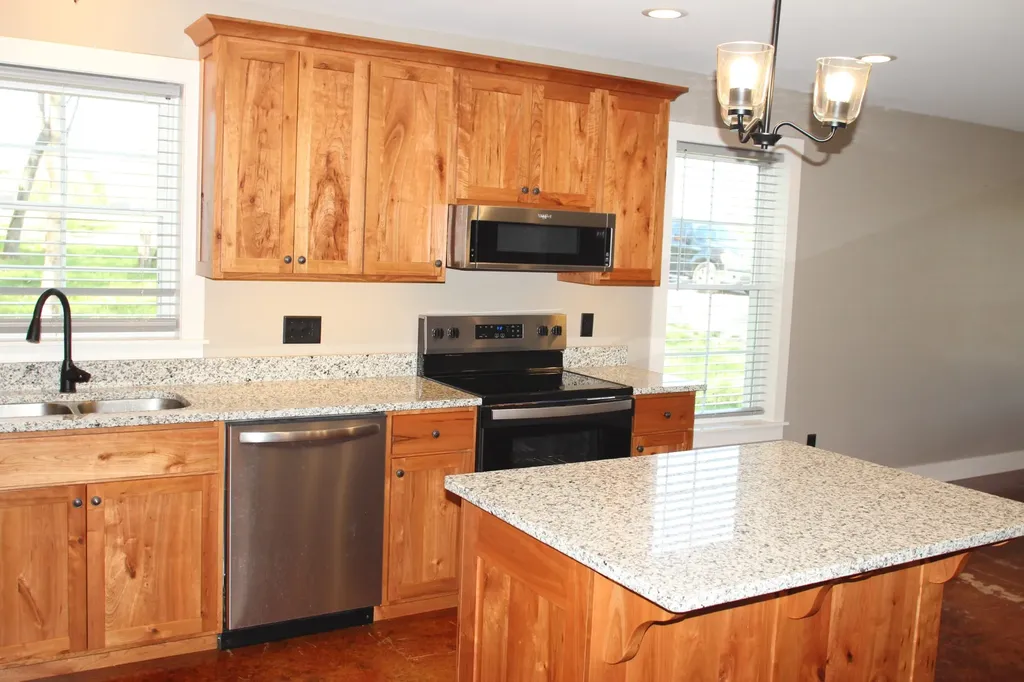 135 Jim Warren Road Mcminnville TN 37110