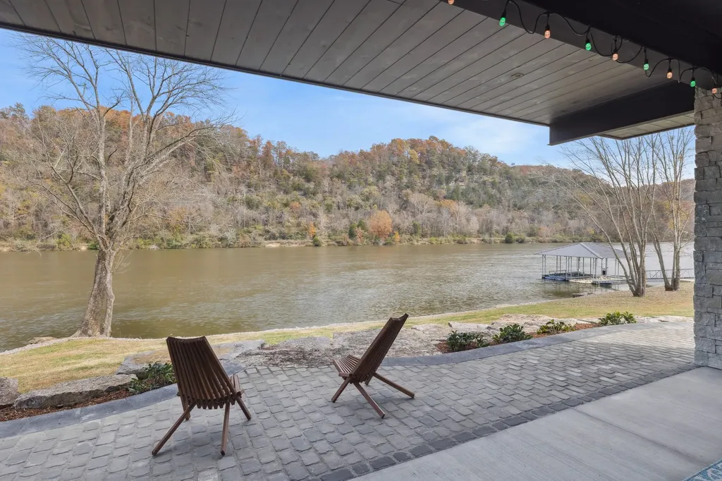 1234 Lakeside Drive Ashland City TN 37015