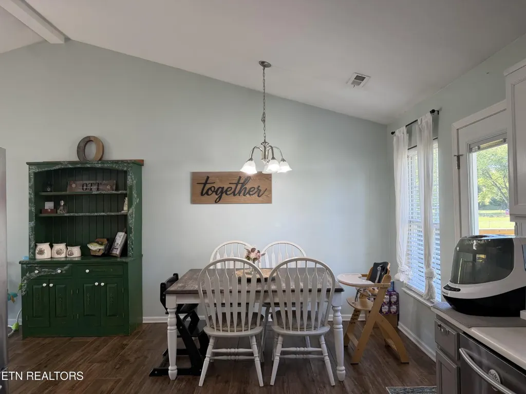 2207 Tuckaleechee Pike Maryville TN 37803