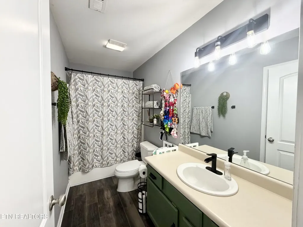2207 Tuckaleechee Pike Maryville TN 37803