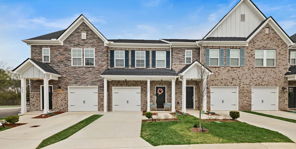 3409 Deerchase Circle Murfreesboro TN 37129