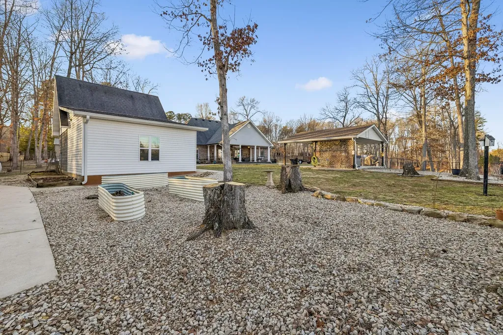 202 55th Avenue Gruetli Laager TN 37339