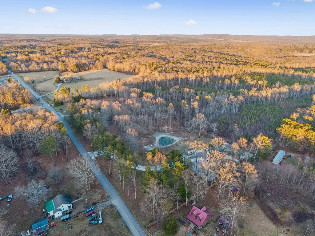 202 55th Avenue Gruetli Laager TN 37339