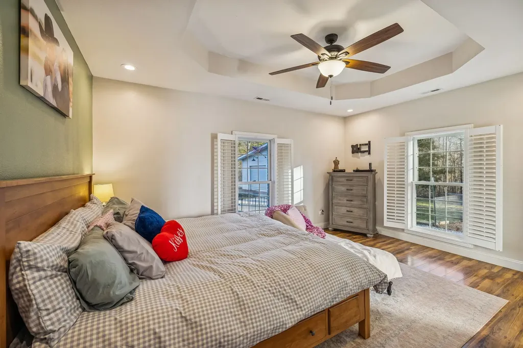 202 55th Avenue Gruetli Laager TN 37339