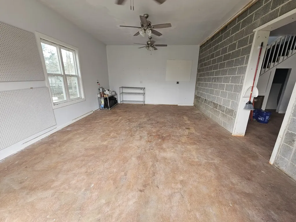202 55th Avenue Gruetli Laager TN 37339