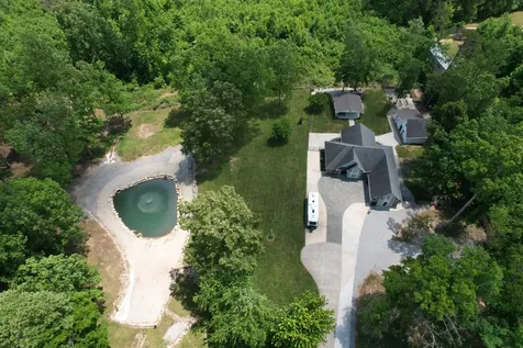 202 55th Avenue Gruetli Laager TN 37339