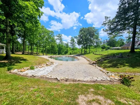 202 55th Avenue Gruetli Laager TN 37339